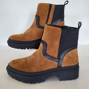 LUCKY BRAND 9 EABILE Suede Leather Lug Sole Bootie Cognac Black Chelsea Wore 1X!